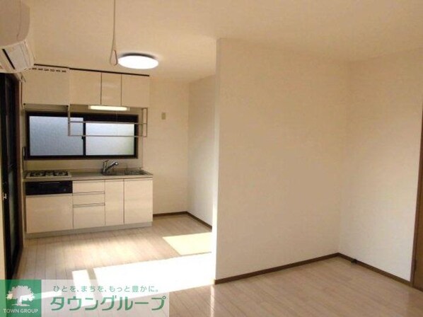 パストラルガーデン Bの物件内観写真